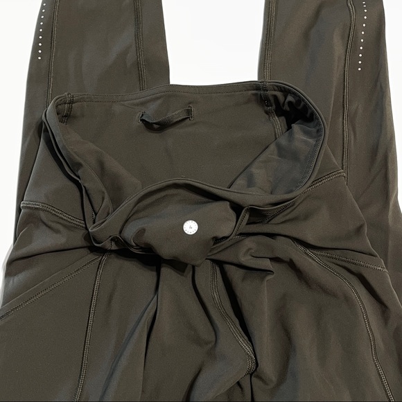 Lululemon fast and free high rise legging - Picture 4 of 4